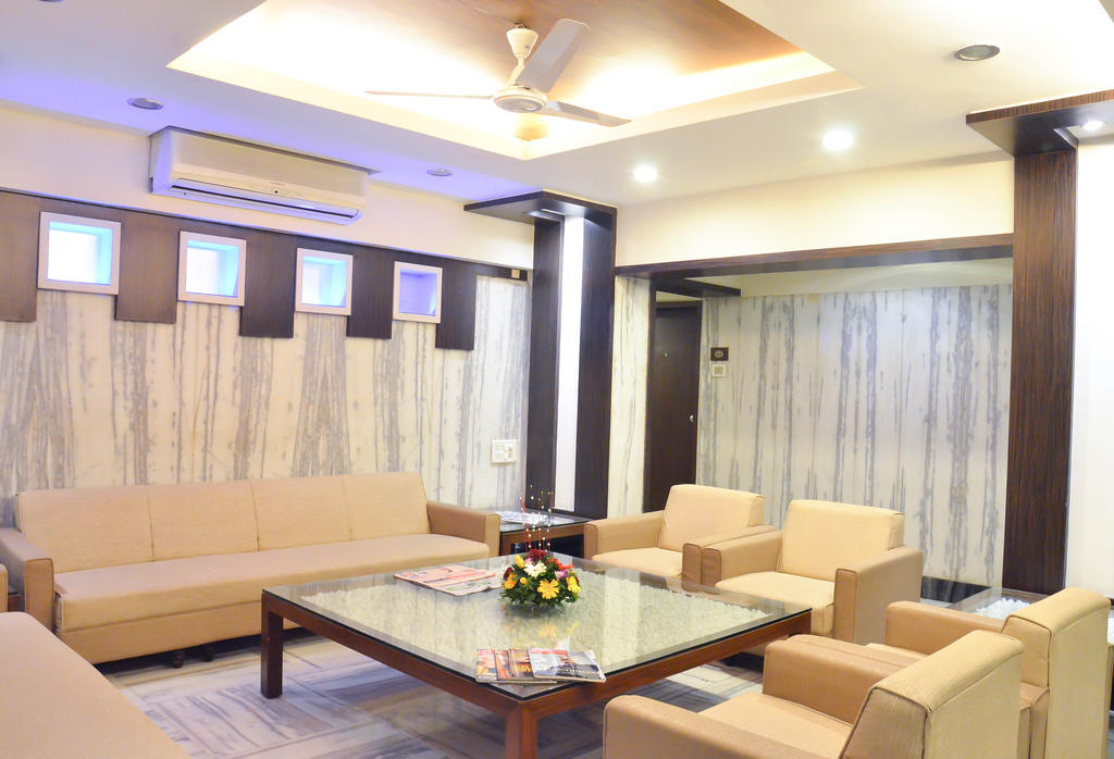 Rama Krishna Executive Apartments Bombaj Exteriér fotografie